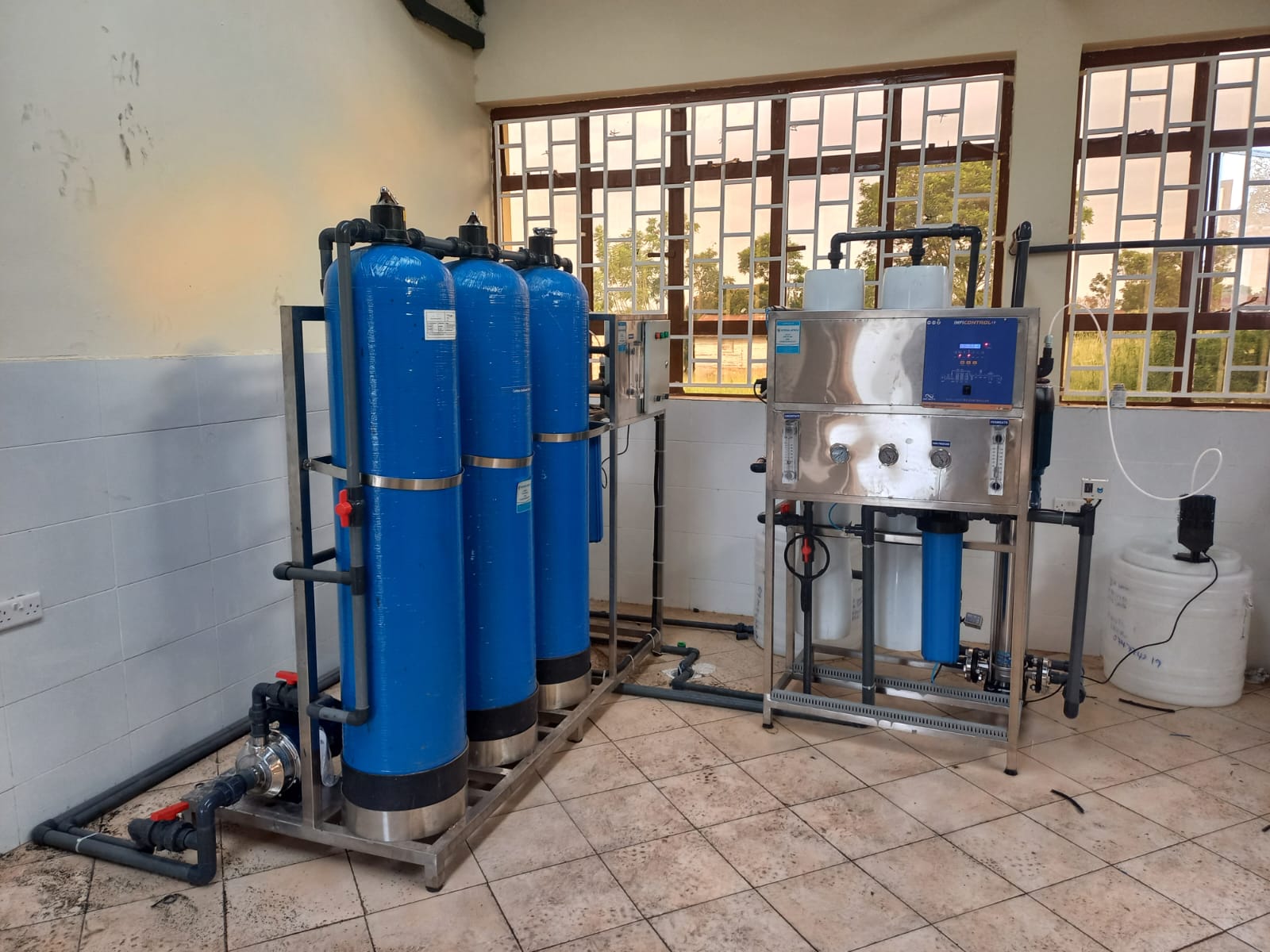KITI 2000lph reverse osmosis with sand,carbon pretreatment